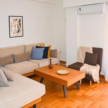 Spacious Modern Apartment In Pagkrati Афины Экстерьер фото