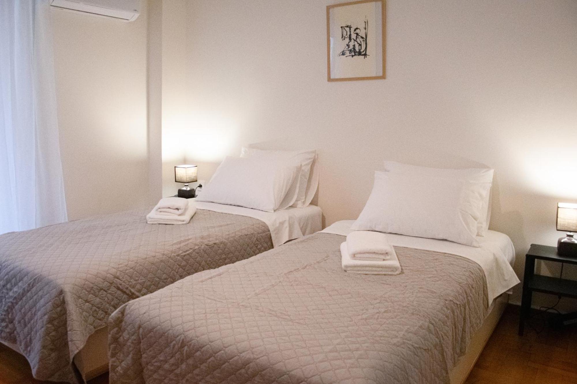 Spacious Modern Apartment In Pagkrati Афины Экстерьер фото
